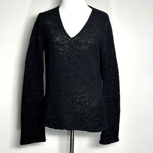 Ann Taylor LOFT Women’s Black Long Sleeve Knit V Neck Sweater Size M